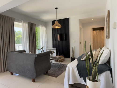 Departamento Dos Ambientes A La Venta En Lujan Av. Humberto Primo 647 Apto Credito Hipotecario