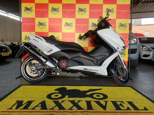 Imagem 7 de 11 de Yamaha Tmax 530 Abs