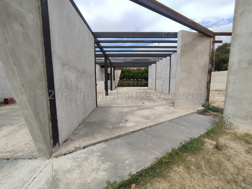 Fondo Comercio Negocio En Venta Circulo Militar Las Delicias Avance Infraestructura Oportunidad Inversion Maracay Estef 23-21459