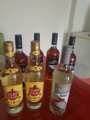 Imagen 3 de 3 de 5 Botellas De Ron Cartavio Y 2 De Hanna Club