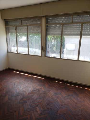 Imagen 3 de 12 de Prox Rambla Impecable Estado 1 Dormitorio Gc $3750