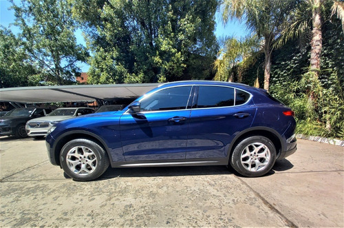 Imagen 8 de 11 de Alfa Romeo Stelvio 2.0 200cv Distinctive Q4