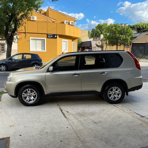Nissan X-trail 2.5 Visia 6mt