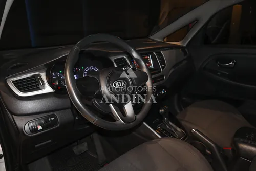Kia Carens Suv Ex 2.0