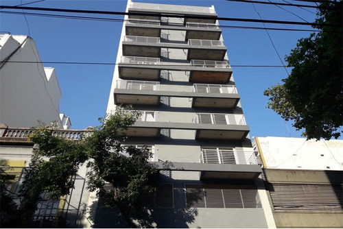 Monoambiente A Estrenar En Venta Flores