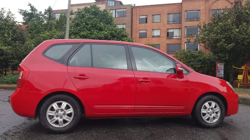 Kia Carens 2.0 Mec. 7 Ptos .Full Equipo