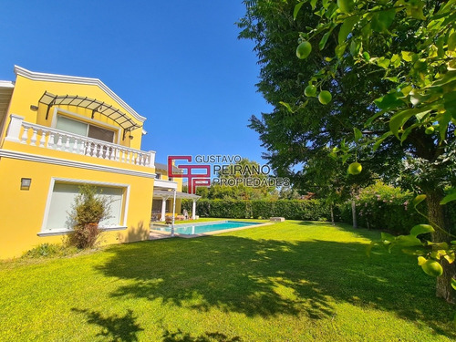 Casa En Venta Barrio Cerrado Septiembre.