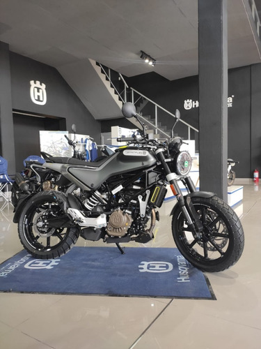 Husqvarna Svartpilen 200 2021