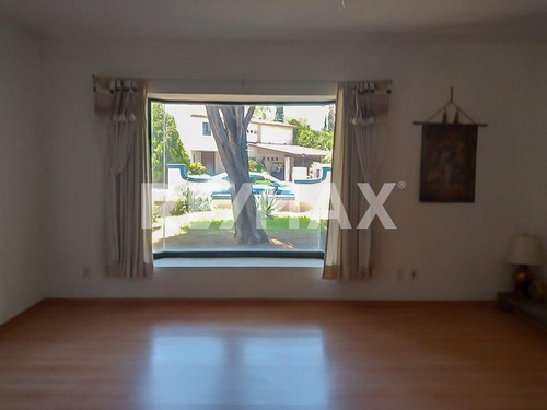 Casa En Avenida De La Rica En Villas Del Meson