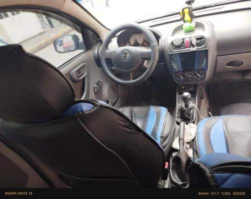 Chevrolet Corsa Evolution 1.4 Modelo 2004 ,rines De Lujo