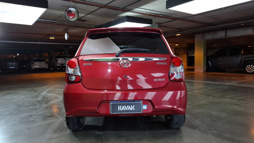 Toyota Etios 1.5 XLS PACK