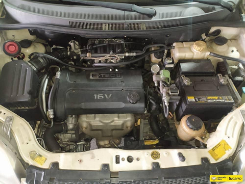 Imagen 8 de 9 de Chevrolet Aveo Lt Automatico