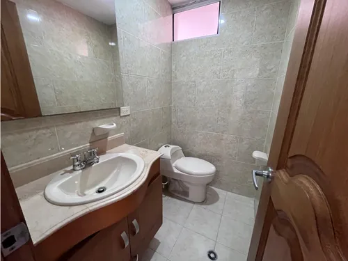 136m2 Apartamento En Laureles