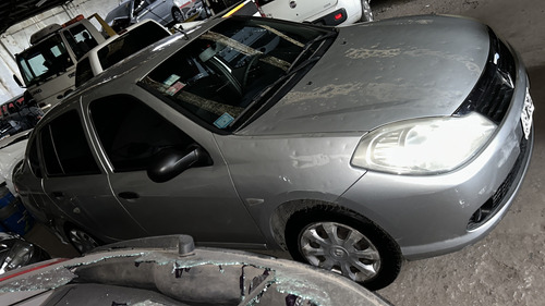 Renault Simbol Autentique 1.6 Pack Ii Chocado No Granizado