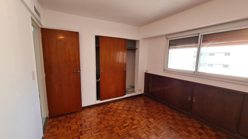 Piso 3 Ambientes Con Dependencia