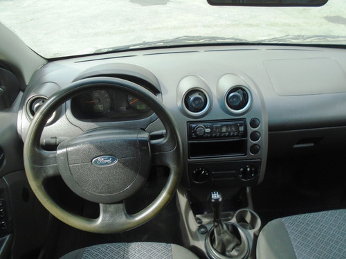Ford Fiesta 1.0 Mpi Sedan 8v 2007