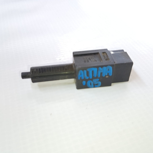Bulbo Sensor Pedal Freno Stop Altima 2002 03 2004 2005 2006 (Usado)