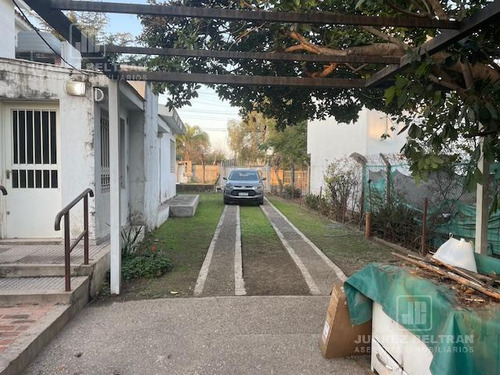 Casa En Lomas Sur