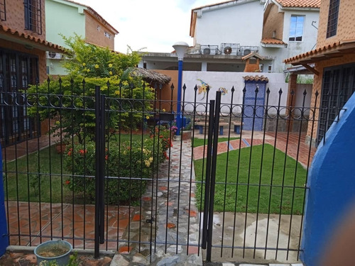 Imagen 2 de 10 de Townhouse En Chichiriviche, Ciudad Flamingo - Falcon Lemth-172