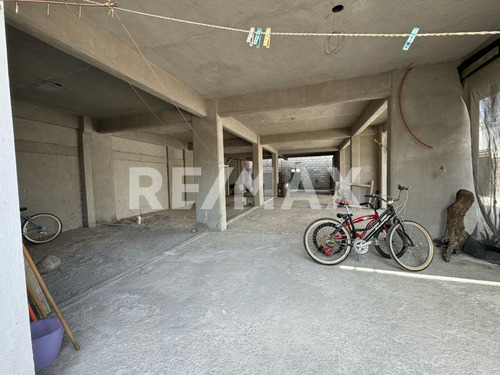 Se Vende Casa Con Gran Terreno En Santa Rosa De Jauregui