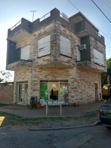 Venta De Casa En Luis Guillon Y Local Comercial