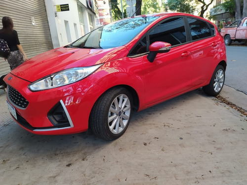 Ford Fiesta Kinetic Desing 1.6 Se 2018 (co)