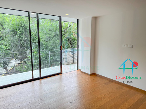 Mariscal Sucre A. Departamento Remodelado Con Terraza Y 3 Recámaras