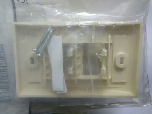 Imagen 2 de 2 de Placas Frontales Panduit Cfpe4iw (blanco)