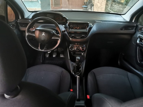 Peugeot 208 1.0 Access Serie Especial