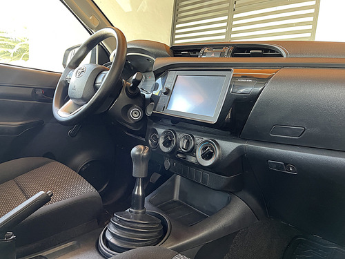 Toyota Hilux Doble Cabina Diesel 4x4 2023