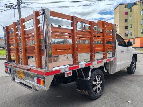 Volkswagen Amarok 2.0 Trendline 4x4 Estacas Diesel