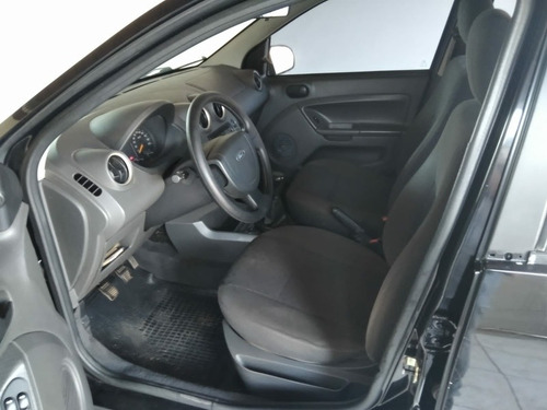 Imagem 4 de 6 de Ford Fiesta 2007 1.0 Flex 5p