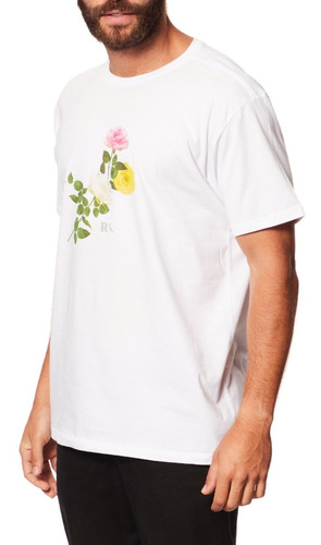 Imagem 4 de 7 de Camiseta Masculina Estampa Exclusiva Rosas - Reserva