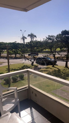 Imagen 19 de 20 de Muy Lindo Apartamento Frente A Playa Mansa - Punta Del Este Mansa