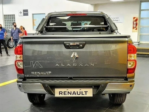 Imagen 13 de 17 de Renault Alaskan Iconic 4x4 At