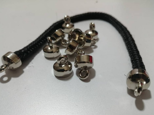 Imagen 2 de 3 de Terminal Para Cordón Plástico Con Orejas 12mm.