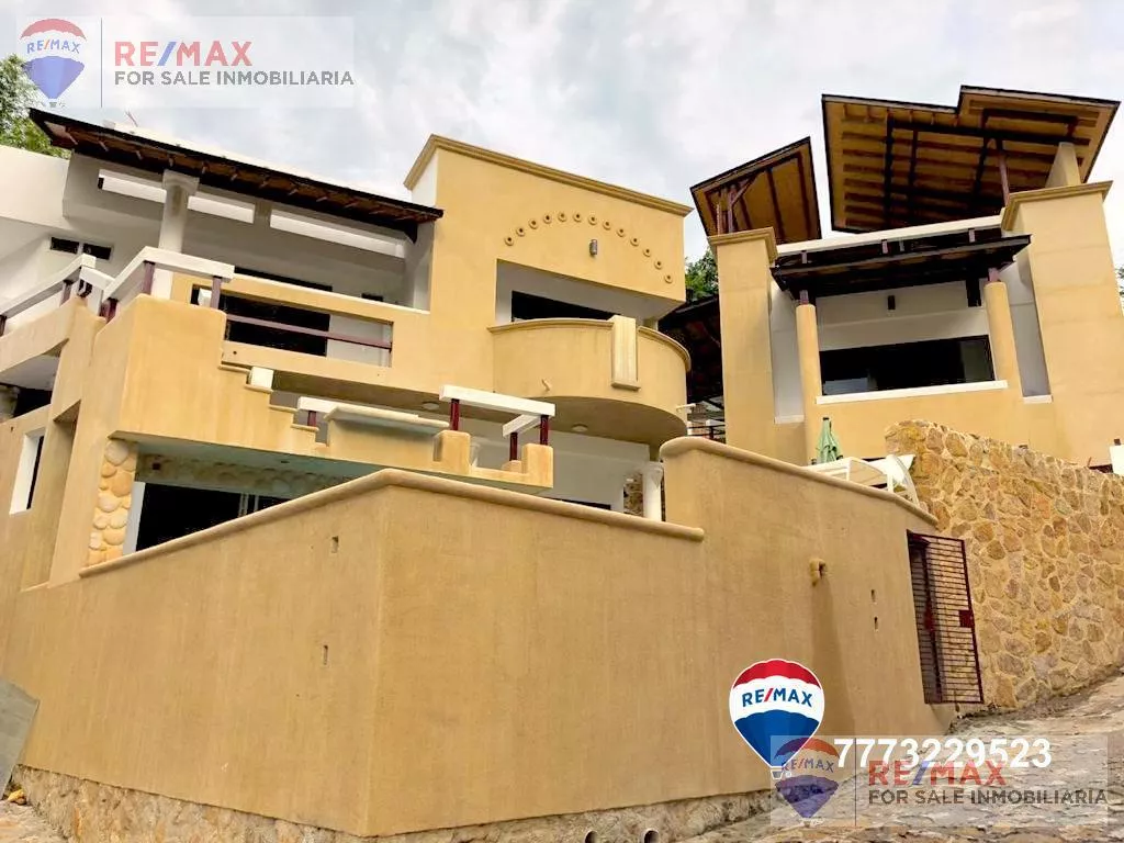 Venta De Casa En Condominio, Lago De Tequesquitengo, Morelosclave 4388