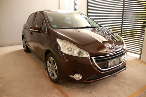 Imagen 1 de 19 de Peugeot 208