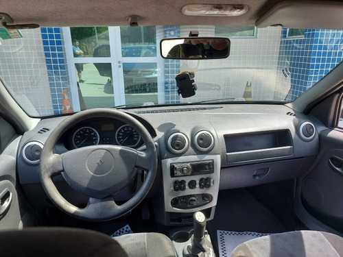 Imagem 5 de 6 de Renault Logan Privilege