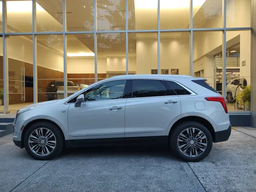 Cadillac XT5 PLATINUM