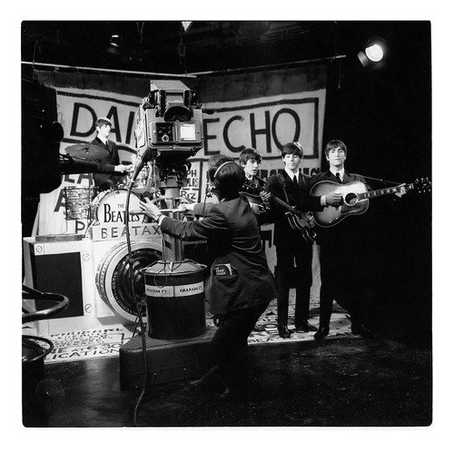 The Beatles 1+ Deluxe 2 Blu-ray / 1 Cd