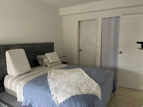 Imagen 9 de 16 de Townhouse En Venta Altos De Aricagua Sector El Rincón, Cod. 11452. Daniela Jimenez 0414.4027874