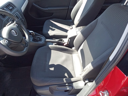 Volkswagen Jetta 2.0 Tiptronic At