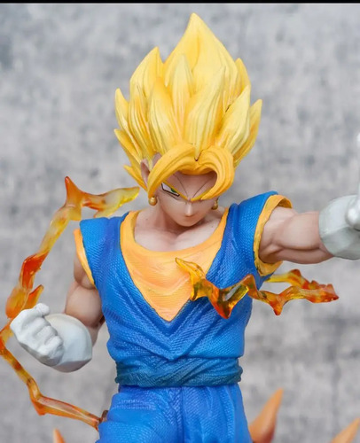 Figura Vegeto Dragon Ball Z Super Sayayin Escultura Muñeco