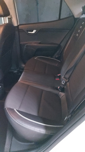 Kia Stonic 1.0 Tgdi Aut. (Mhev) 4P Híbrido
