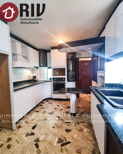 Venta - Apartamento En Zona Exclusiva Del Hatillo, Distrito Capital
