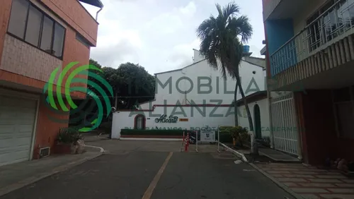 Casa En Arriendo En El Poblado. Cod A11261