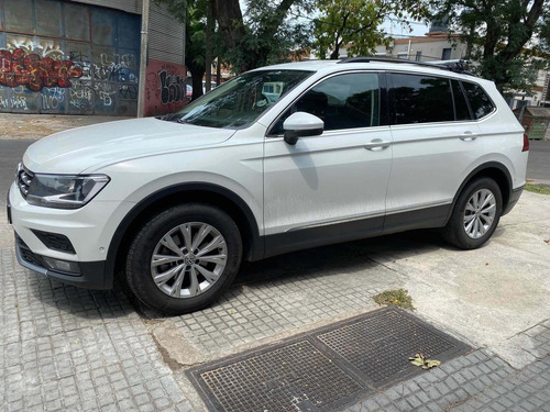 Imagen 2 de 10 de Volkswagen Tiguan 2019 1.4 Tsi Comfortline At 5pas