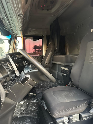 Iveco Stralis 440 6x2 2020 - Tvg Caminhões