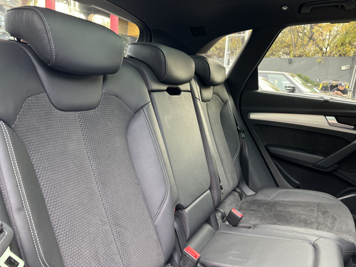 Audi Q5 2.0 L 45 Tfsi S Line Dsg